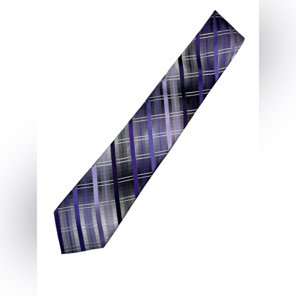 Van Heusen Purple and Black Classic Men’s  Tie 100% Silk for work or business